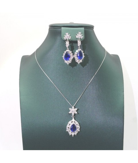 Natural sapphire necklace and ear stud set