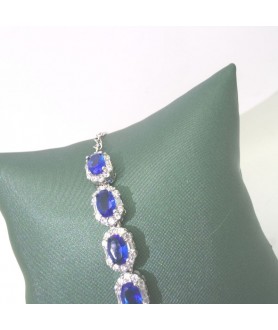 Natural sapphire inlaid bracelet