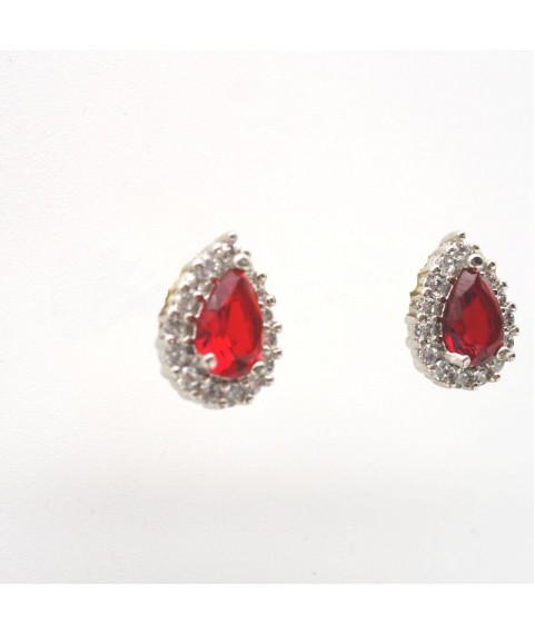 Natural ruby with water drop jewel ear stud