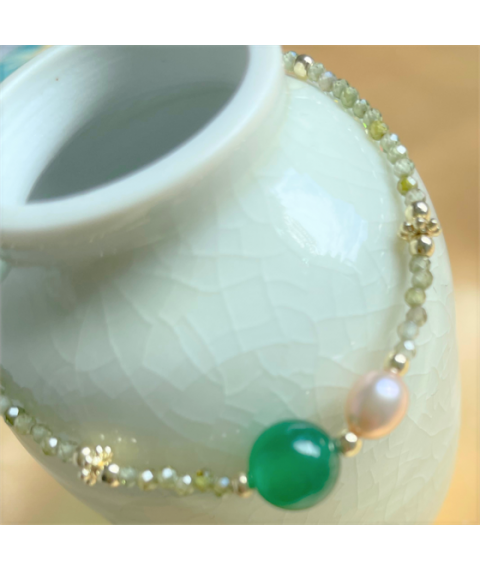 Green faceted crystal pearl bracelet