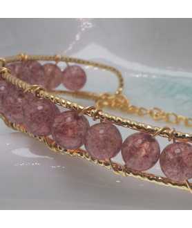 Aquanarine and strawberry quartz openging bracelet