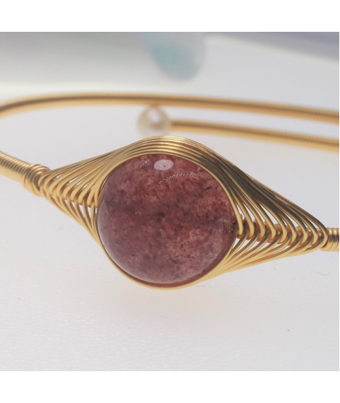 Strawberry quartz contracted openging bracelet